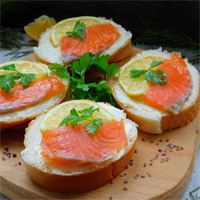 Канапе с форелью 1шт.