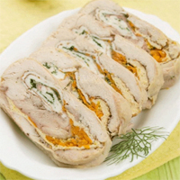 Рулет из птицы, фарш-й блинчиками и мясным фаршем